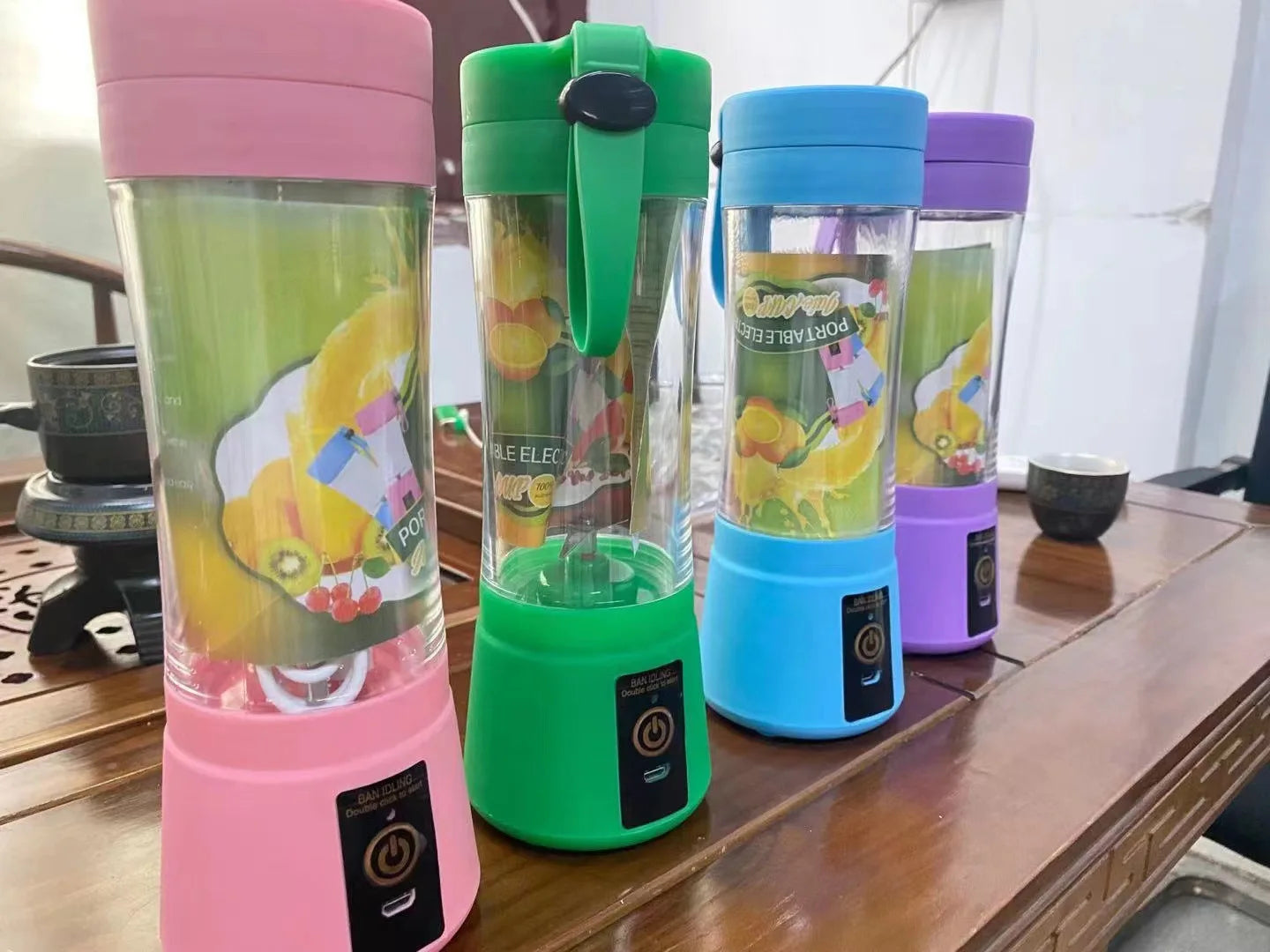 SmoothSip 6-Blade Portable Juicer Cup